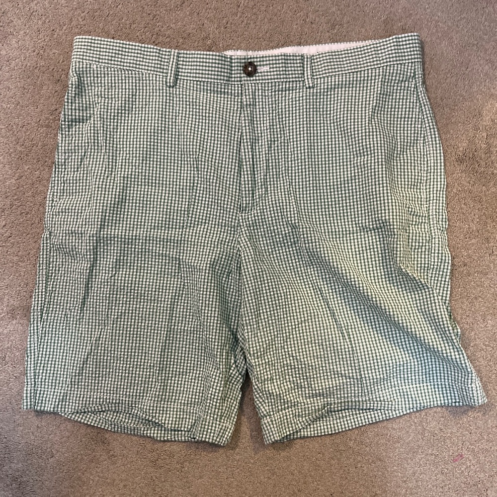 Roundtree and Yorke gingham shorts